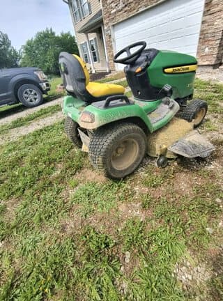 Image of John Deere X500 equipment image 2