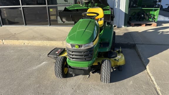 Image of John Deere X500 equipment image 3