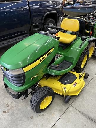 Image of John Deere X500 Primary image