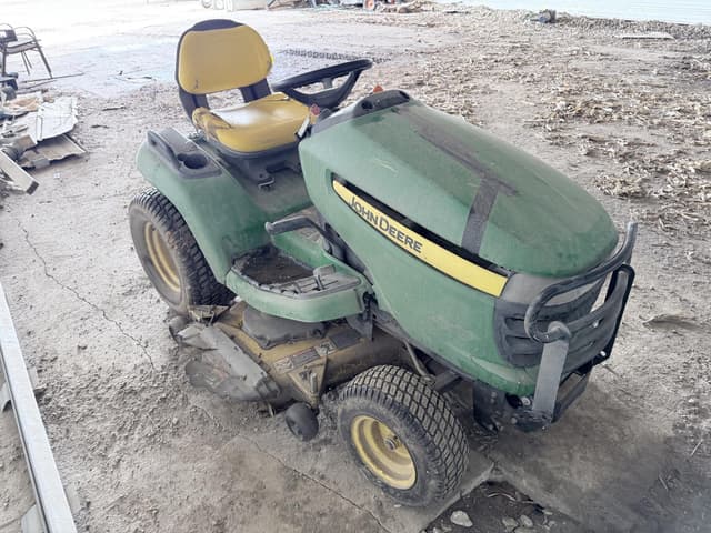 Image of John Deere X500 equipment image 3