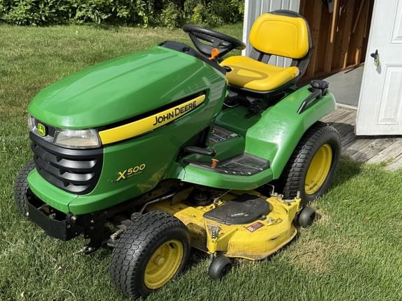 Image of John Deere X500 equipment image 2