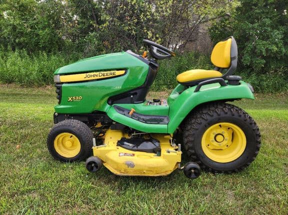 Image of John Deere X530 equipment image 1
