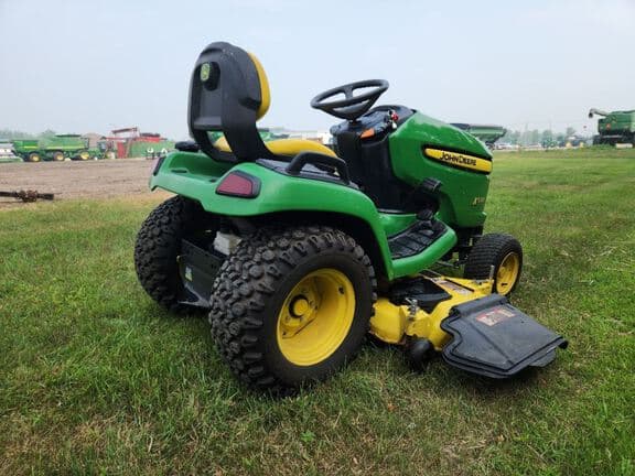 Image of John Deere X530 equipment image 4