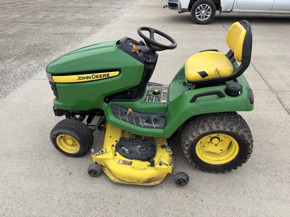 2011 John Deere X530 Equipment Image0