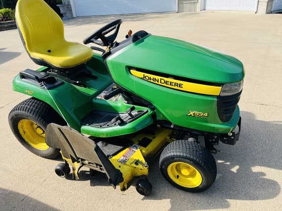 Image of John Deere X534 equipment image 1