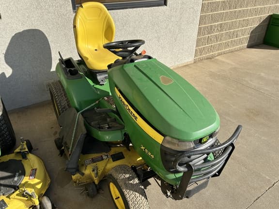 Image of John Deere X534 equipment image 2