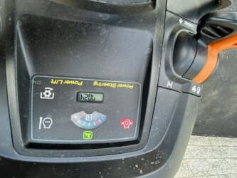 Image of John Deere X534 equipment image 4