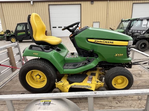 Image of John Deere X534 equipment image 3