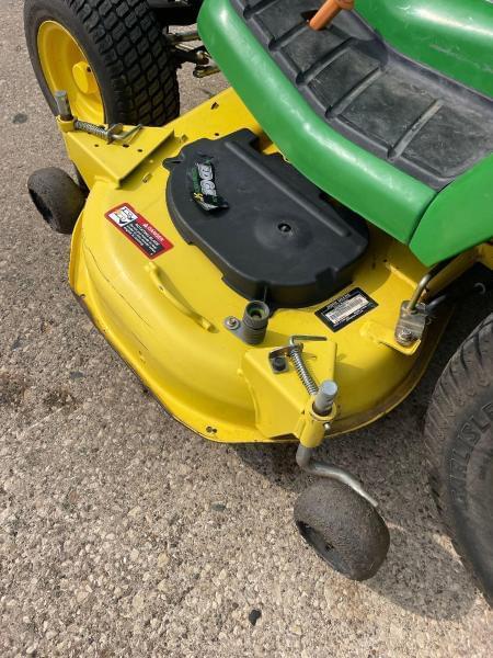 Image of John Deere X534 equipment image 4