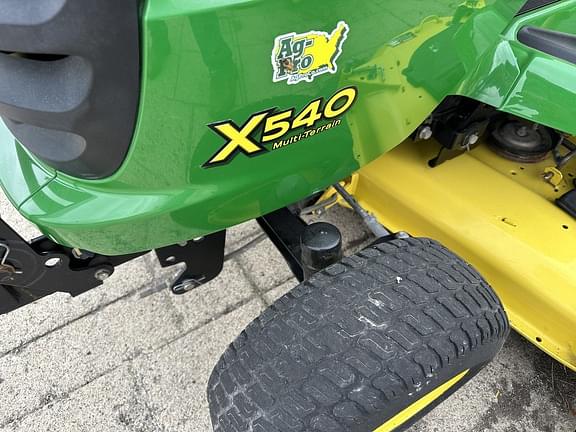 Image of John Deere X540 equipment image 3