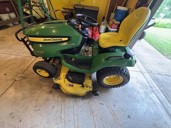 Image of John Deere X540 equipment image 1