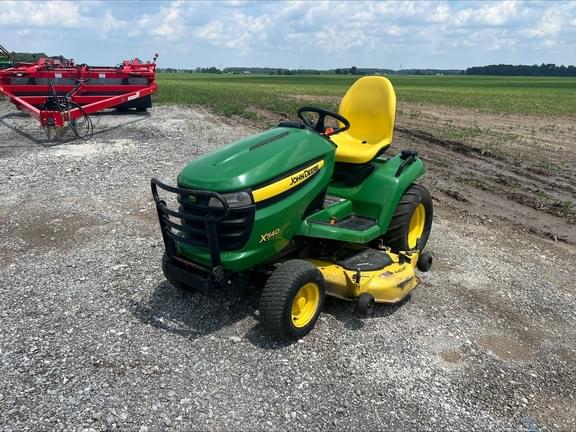 Image of John Deere X540 equipment image 1