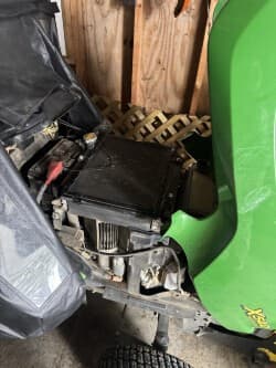 Image of John Deere X540 equipment image 3