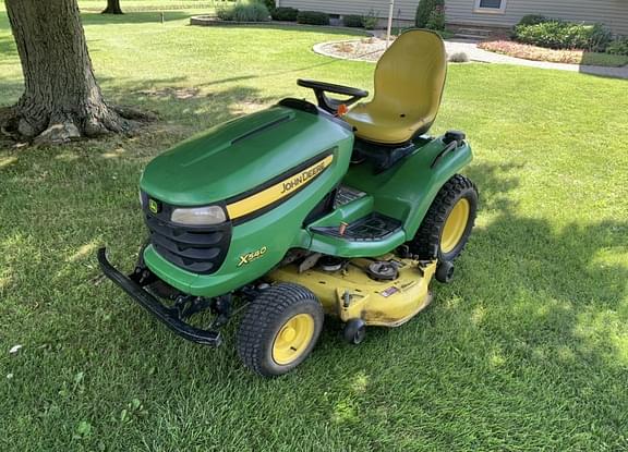 Image of John Deere X540 Primary image