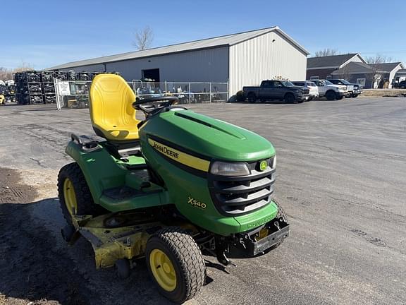 Image of John Deere X540 equipment image 1