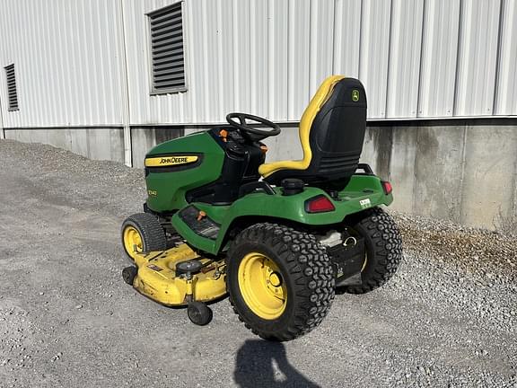 Image of John Deere X540 equipment image 1