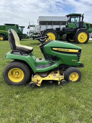 Image of John Deere X540 equipment image 3