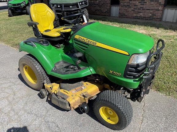 Image of John Deere X700 Primary image