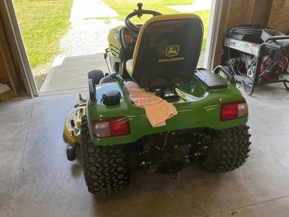 Image of John Deere X720 Primary image