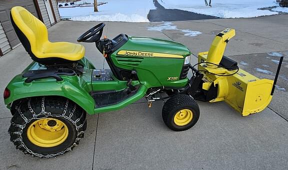 Image of John Deere X720 Image 1