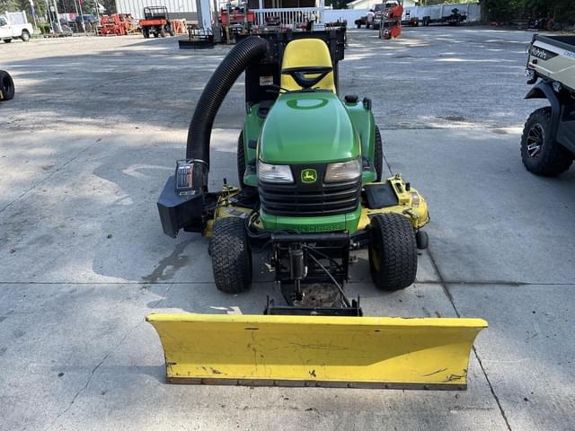 Image of John Deere X720 equipment image 2