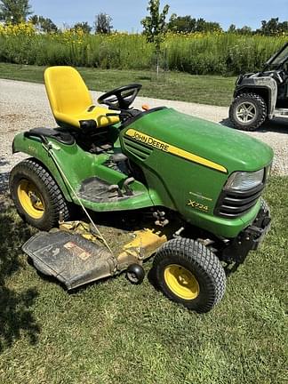 Image of John Deere X724 Image 1