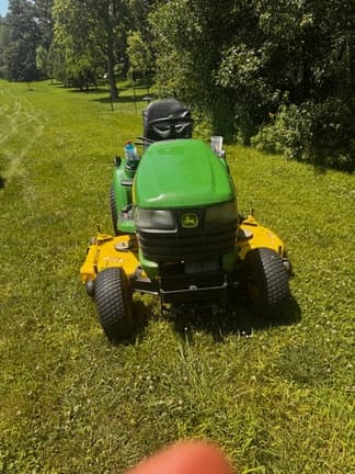 Image of John Deere X724 Image 1