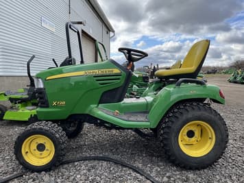 Main image John Deere X728