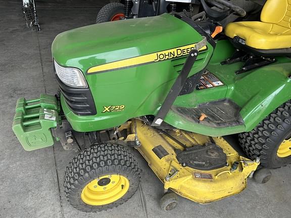 Image of John Deere X729 Image 0
