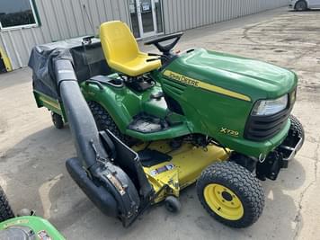 Main image John Deere X729
