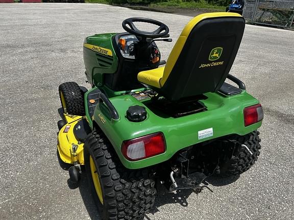 Image of John Deere X729 equipment image 2