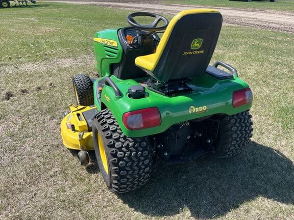 Image of John Deere X729 equipment image 2