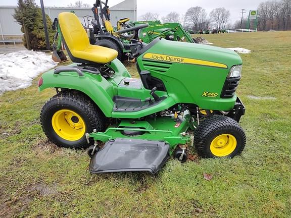 Image of John Deere X740 Primary image