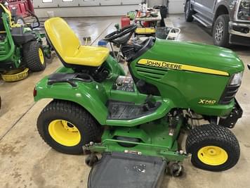 Main image John Deere X740