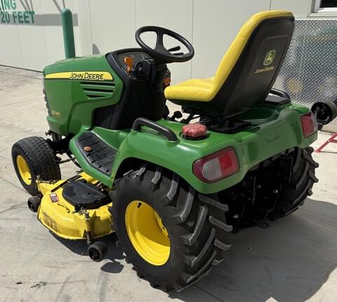 Image of John Deere X740 equipment image 4