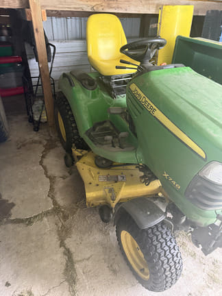 2011 John Deere X748 Equipment Image0