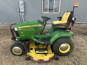 Main image John Deere X749