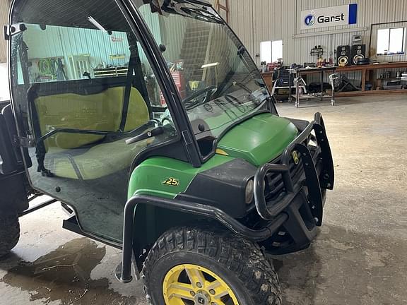 Image of John Deere XUV 625i equipment image 1