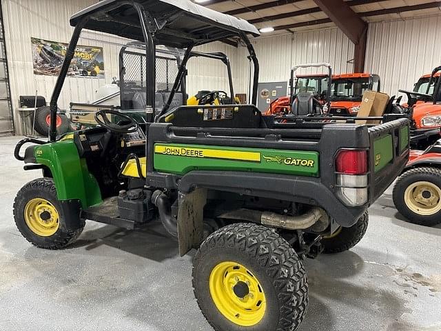 Image of John Deere Gator XUV 825i equipment image 1