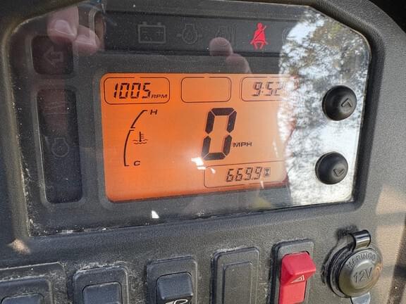 Image of John Deere Gator XUV 825i equipment image 3