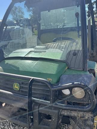 Image of John Deere Gator XUV 825i equipment image 2