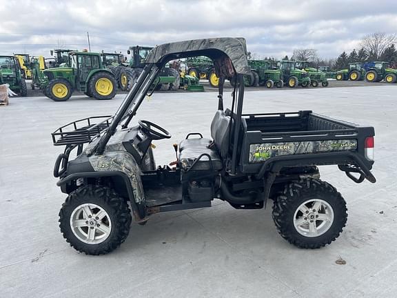 Image of John Deere Gator XUV 825i equipment image 3