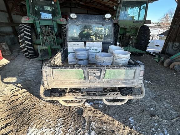 Image of John Deere Gator XUV 825i equipment image 3