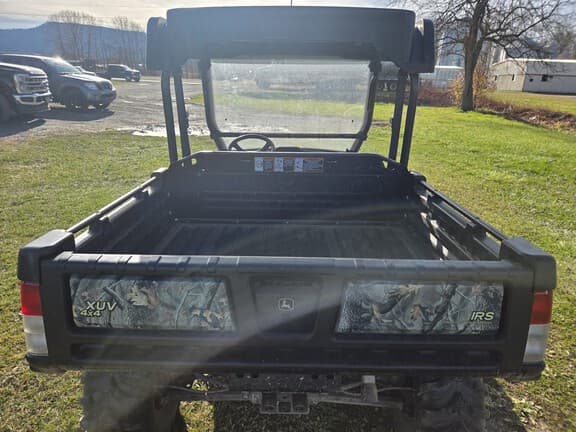 Image of John Deere Gator XUV 825i equipment image 3