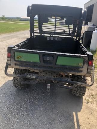 Image of John Deere Gator XUV 825i equipment image 3