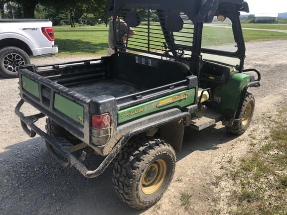 Image of John Deere Gator XUV 825i equipment image 2