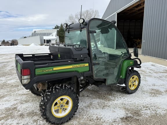 Image of John Deere Gator XUV 825i equipment image 3