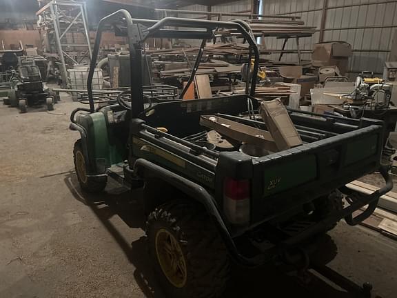 Image of John Deere Gator XUV 825i equipment image 4