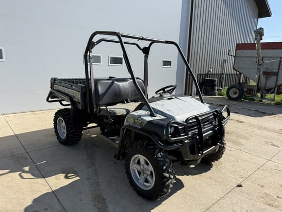 Image of John Deere Gator XUV 825i equipment image 3