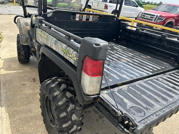 Image of John Deere Gator XUV 825i equipment image 2
